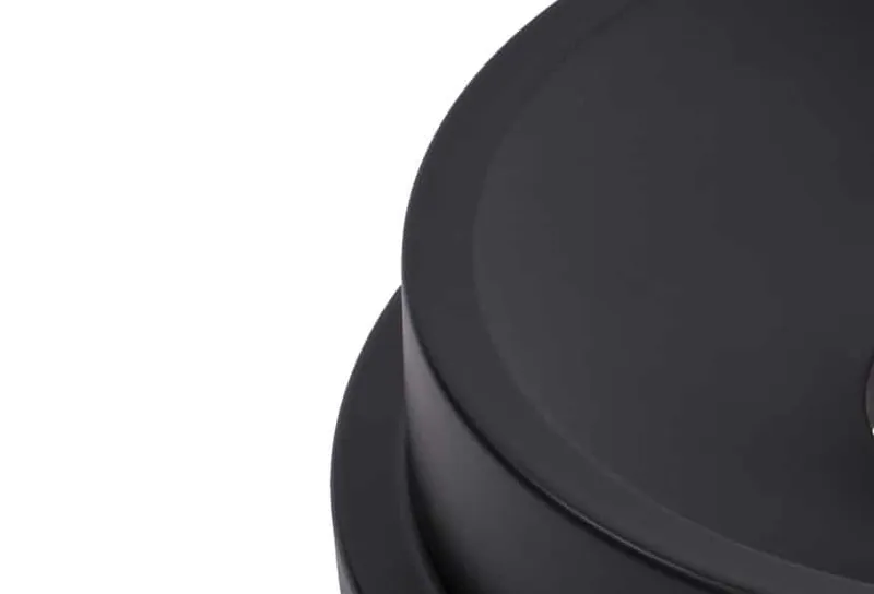 Bronco™ Tapa Tipo Embudo para Botes Cilíndricos · El Castor