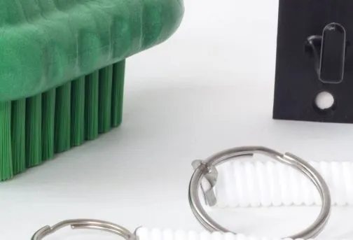 Kit Cepillo para Manos y Accesorios · El Castor